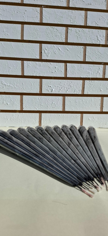 شمع قلمی نوک تیز ۳۰ سانتیمتری مناسب دکوراسیون و مراسم